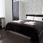 Iris 4*