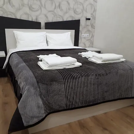 Iris 4*
