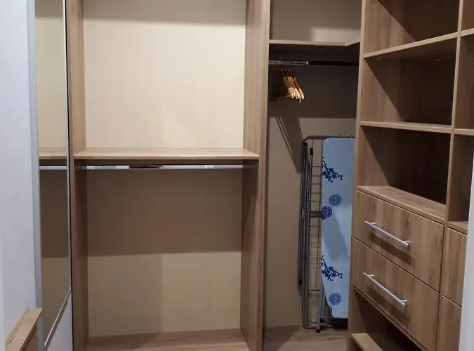 Iris Apartmanhotel 4*